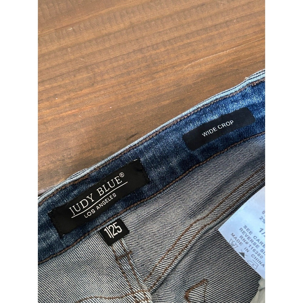 Judy Blue High Rise Medium Wash  Cropped Wide Leg Jeans 1/25 - Picture 6 of 8